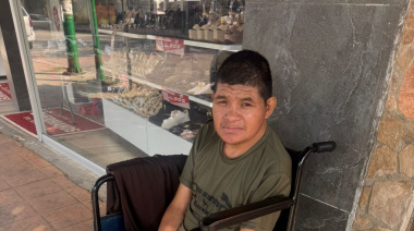 Don Nicolás recorre Palenque con la esperanza de un mejor futuro