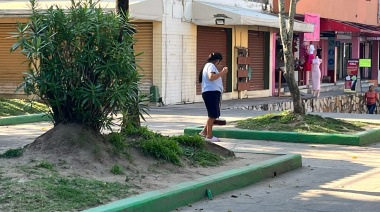 Mujeres de servicios públicos madrugan en Palenque