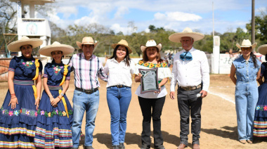 Vive Ocosingo tradición charra