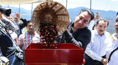 Café Humanista fortalece producción: Eduardo Ramírez