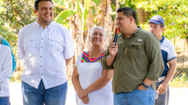 Jorge Cabrera inaugura cuartos dormitorio en Flor de Chiapas