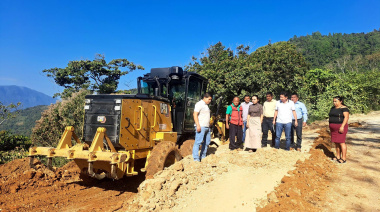 Supervisan obras en comunidades de Tumbalá