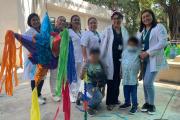 Celebra Unidad de Hemodiálisis del IMSS fiestas decembrinas