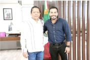 Llaven Abarca se reúne con alcaldes de Cacahoatán y Rayón