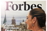 Sheinbaum la quinta mujer más  poderosa del mundo en 2025: Forbes