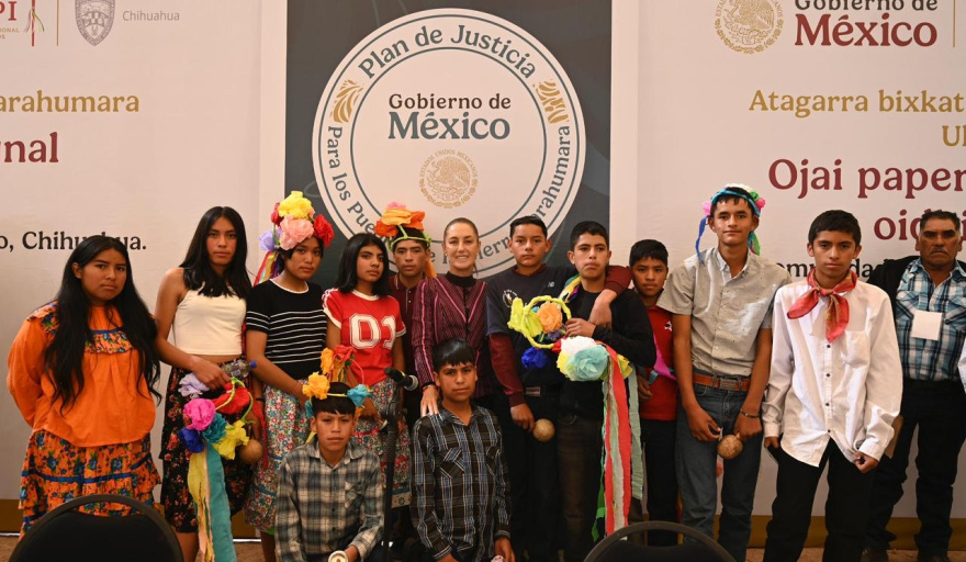 Presidenta Claudia Sheinbaum firma restitución de tierras en Chihuahua