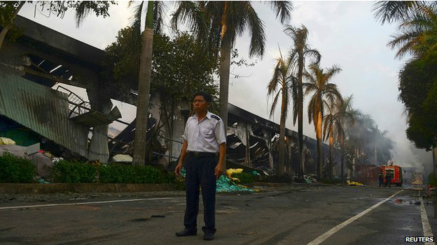  Queman fábricas en protestas contra China