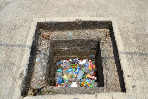  Nuevo bote de basura