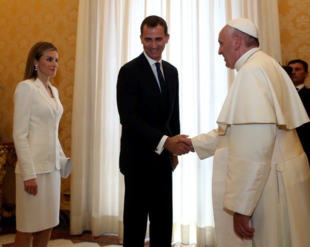  Letizia frente al Papa