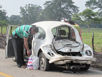  Humo provoca accidente