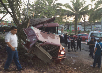  Desbarató su volteo