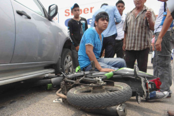  Golpeado por una moto