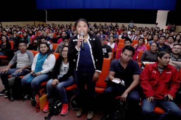  Entrega Secretaría de Educación en Chiapas 950 plazas a maestros