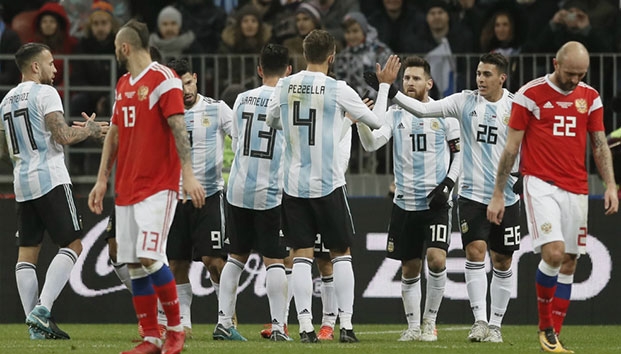  Argentina vence a Rusia en el renovado Olímpico Luzhniki de Moscú