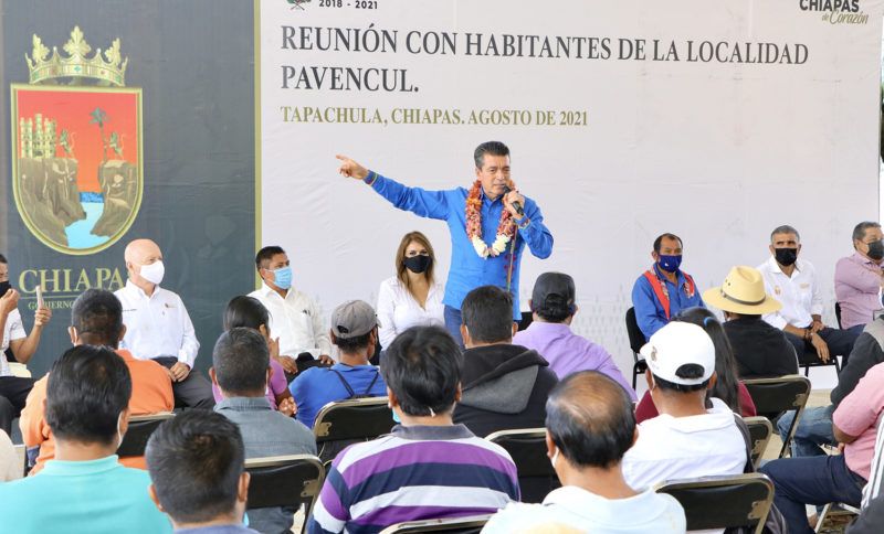  Se reúne Rutilio con habitantes de Pavencul