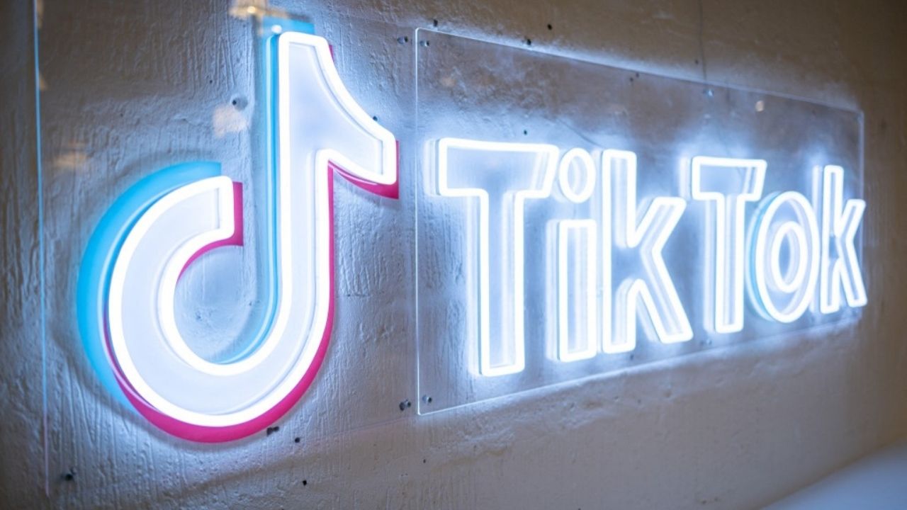  TikTok anuncia suspensión de publicación de videos en Rusia