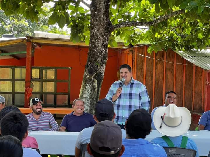  Lázaro Cárdenas, refrenda su apoyo a Jorge Cabrera